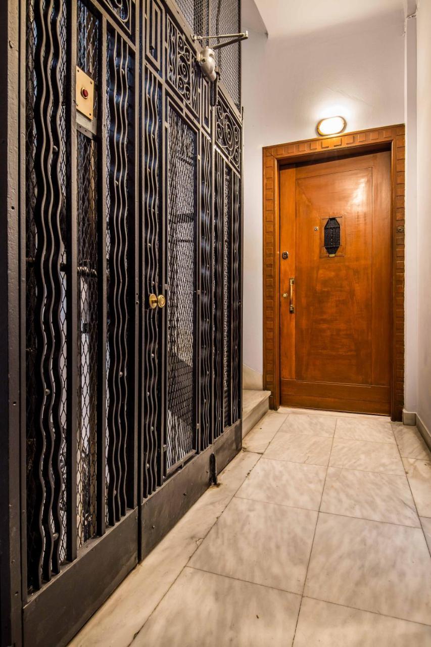 Welcome To The Kolonaki! Atenas Exterior foto